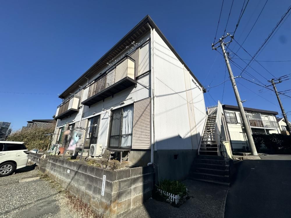 �_�ސ쌧���{��s����3���ڂ̃A�p�[�g�̌����O��