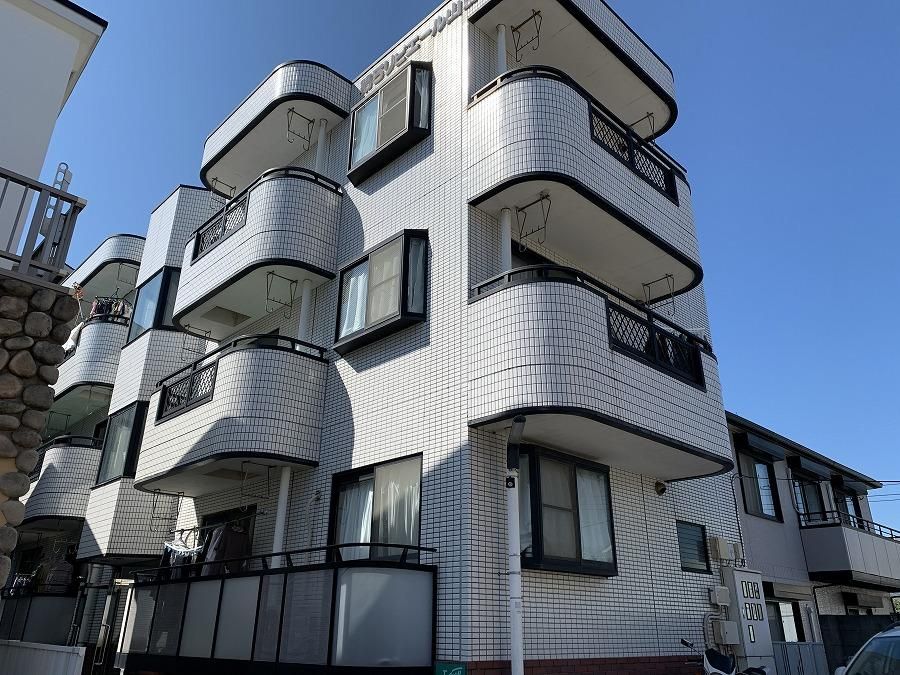 �_�ސ쌧���{��s����2����9-65�̃}���V�����̌����O��